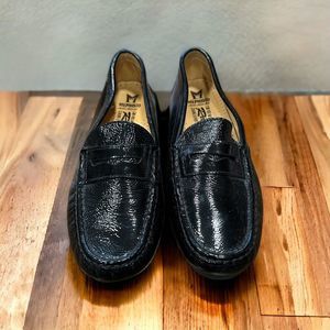 MEPHISTO AIR RELAX  Women 8.5 Black Genuine Leather Slip On NWOB